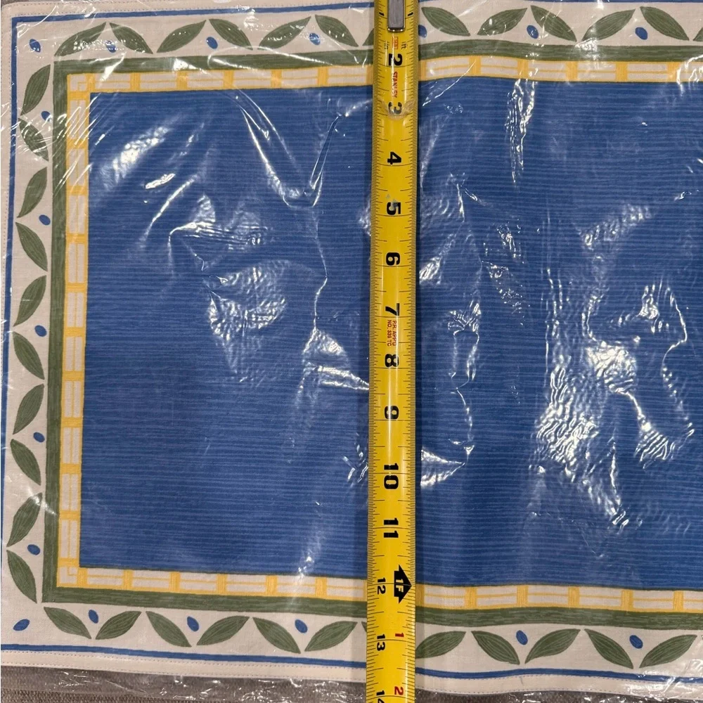 Williams Sonoma Blue Cotton Placemats Set of 8 Leaf Border Made in India